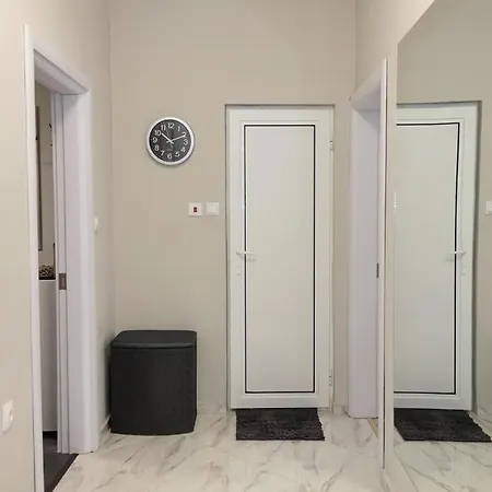 Cosy And Modern 1bd Flat Near The Centre By Flat Mаnager شقة